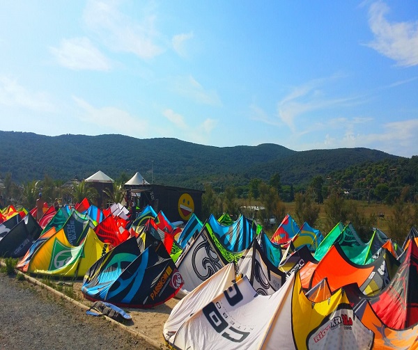 kitesurf windsurf toscana